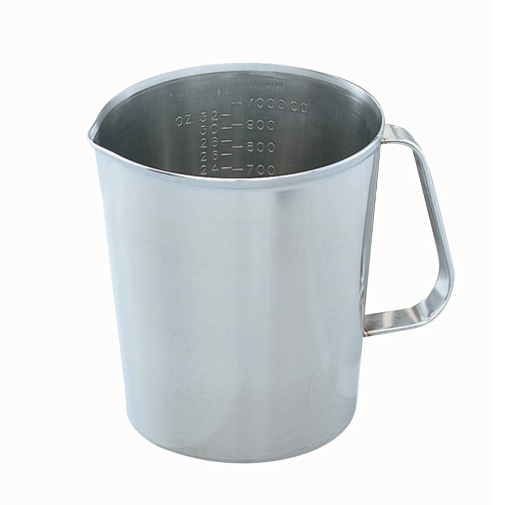 Vollrath® 95320 S/S Graduated 1 Quart Measuring Cup 1 Vollrath® 95320 S/S Graduated 1 Quart Measuring Cup